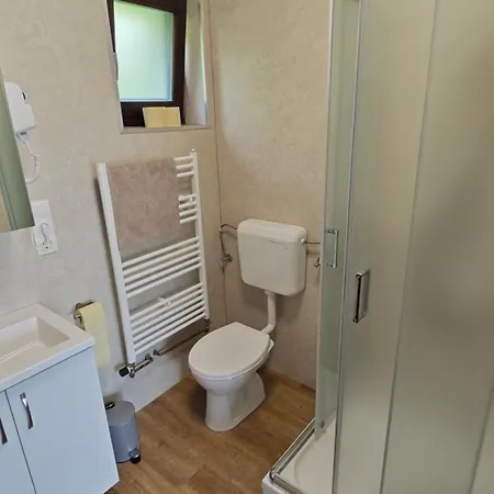 Harom Gracia Vendeghaz Apartmán *